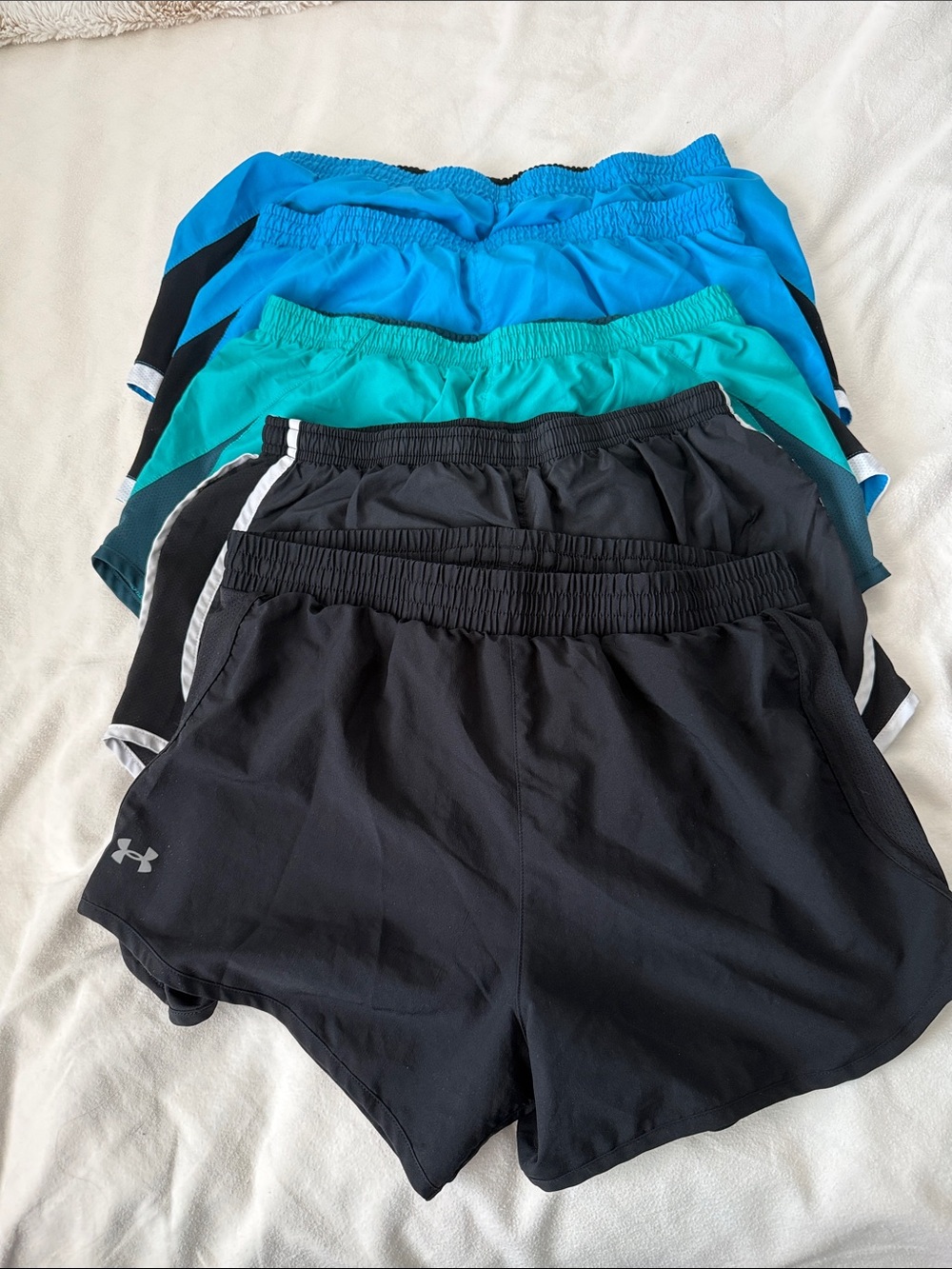 Nike Women's Black,Teal & Blue Athletic Shorts Pack with one under armor black M